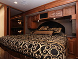 2015 Fleetwood Discovery Photo #4