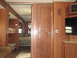 2015 Fleetwood Discovery Photo #21