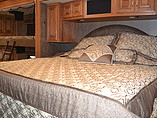 2015 Fleetwood Discovery Photo #10