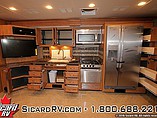2015 Fleetwood Discovery Photo #10