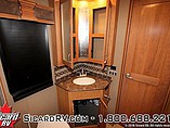 2015 Fleetwood Discovery Photo #18