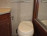 2010 Fleetwood Discovery Photo #4