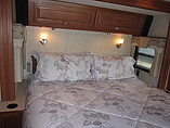 2010 Fleetwood Discovery Photo #6