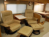 2008 Fleetwood Discovery Photo #7