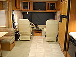 2008 Fleetwood Discovery Photo #13