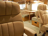 2008 Fleetwood Discovery Photo #16