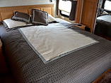 2008 Fleetwood Discovery Photo #14