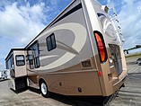 2008 Fleetwood Discovery Photo #12