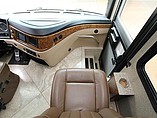 2014 Fleetwood Discovery Photo #10