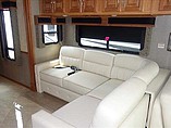 2015 Fleetwood Discovery Photo #7