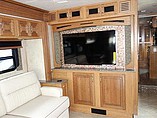 2015 Fleetwood Discovery Photo #8