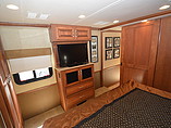 2012 Fleetwood Discovery Photo #25
