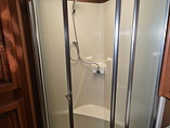 2012 Fleetwood Discovery Photo #28