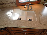 2012 Fleetwood Discovery Photo #34