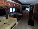 2013 Fleetwood Discovery Photo #12