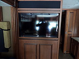 2013 Fleetwood Discovery Photo #14