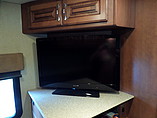 2013 Fleetwood Discovery Photo #28