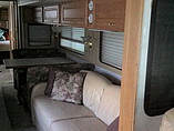 2000 Fleetwood Discovery Photo #5