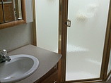 2000 Fleetwood Discovery Photo #6