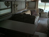 2000 Fleetwood Discovery Photo #7