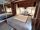 2008 Fleetwood Discovery Photo #8