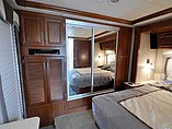 2008 Fleetwood Discovery Photo #10