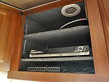 2008 Fleetwood Discovery Photo #17