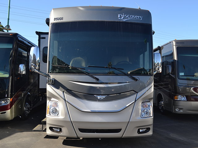 2015 Fleetwood Discovery Photo