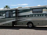 2003 Fleetwood Excursion Photo #4