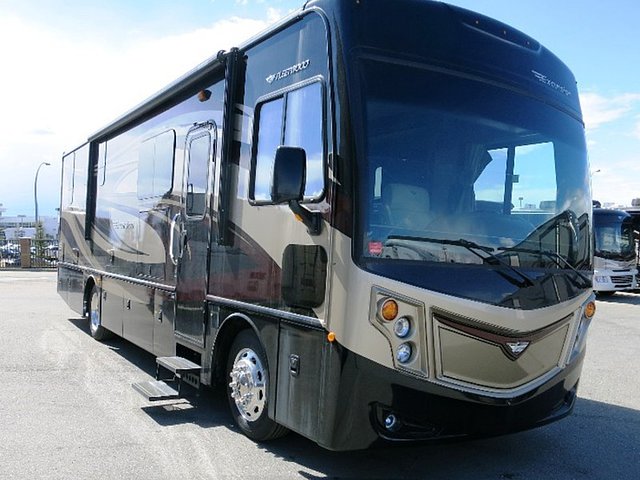 2015 Fleetwood Expedition Photo