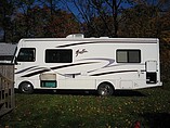 2002 Fleetwood Fiesta Photo #2