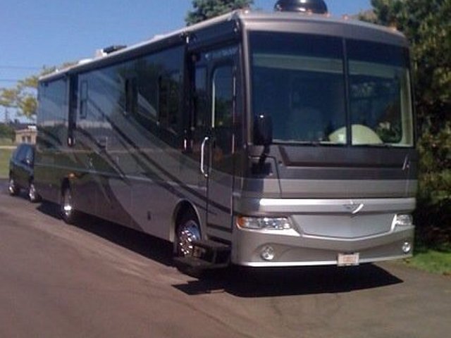 07 Fleetwood Expedition