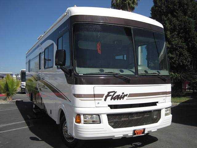 2006 Fleetwood Flair Photo