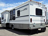 2005 Fleetwood Jamboree Photo #4