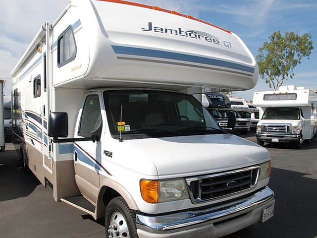 2004 Fleetwood Jamboree GT Photo