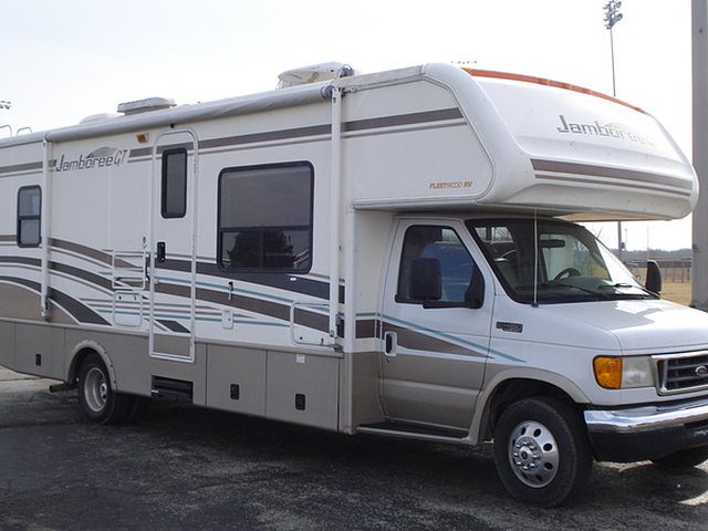 2004 Fleetwood Jamboree GT Photo