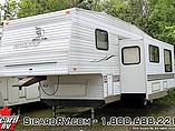 2004 Fleetwood Mallard Photo #2