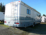2000 Fleetwood Pace Arrow Photo #5