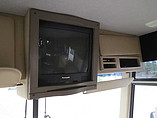 2000 Fleetwood Pace Arrow Photo #11