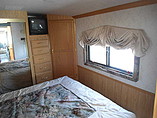 2000 Fleetwood Pace Arrow Photo #2