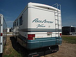 2000 Fleetwood Pace Arrow Photo #10