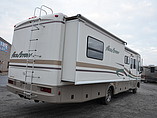 2001 Fleetwood Pace Arrow Photo #2