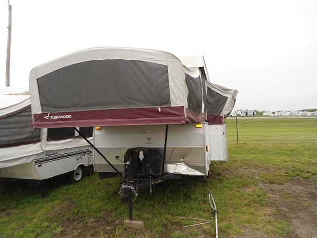 2008 Fleetwood Niagra Photo