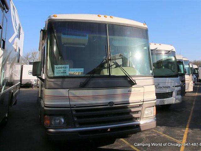 1996 Fleetwood Pace Arrow Photo