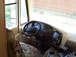 2000 Fleetwood Pace Arrow Photo #6