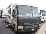 2000 Fleetwood Pace Arrow Photo #2