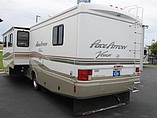 2000 Fleetwood Pace Arrow Photo #5