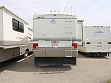2000 Fleetwood Pace Arrow Photo #7