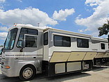 2003 Fleetwood Pace Arrow Photo #7