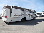 2004 Fleetwood Pace Arrow Photo #5